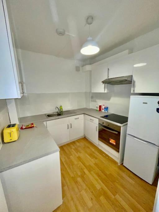 2 Bedroom Near Euston, King'S Cross London Bagian luar foto